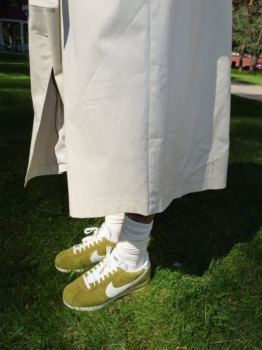 Nike sportbačiai dėvimi kasdienėje aplinkoje