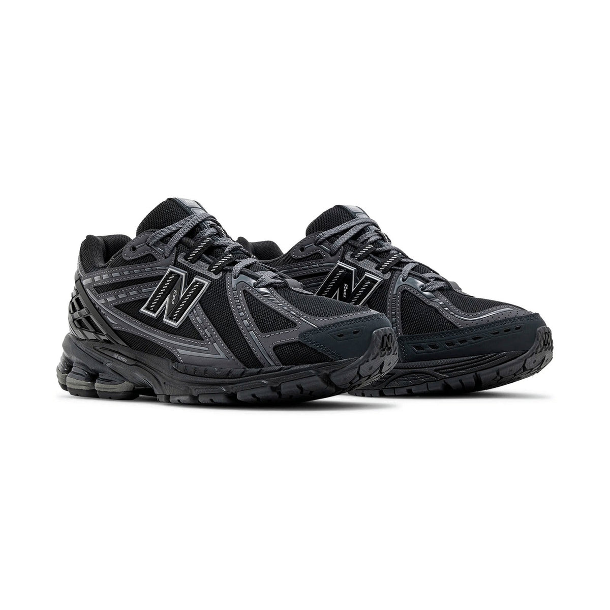 1906R Black/Phantom batai - ADV Store