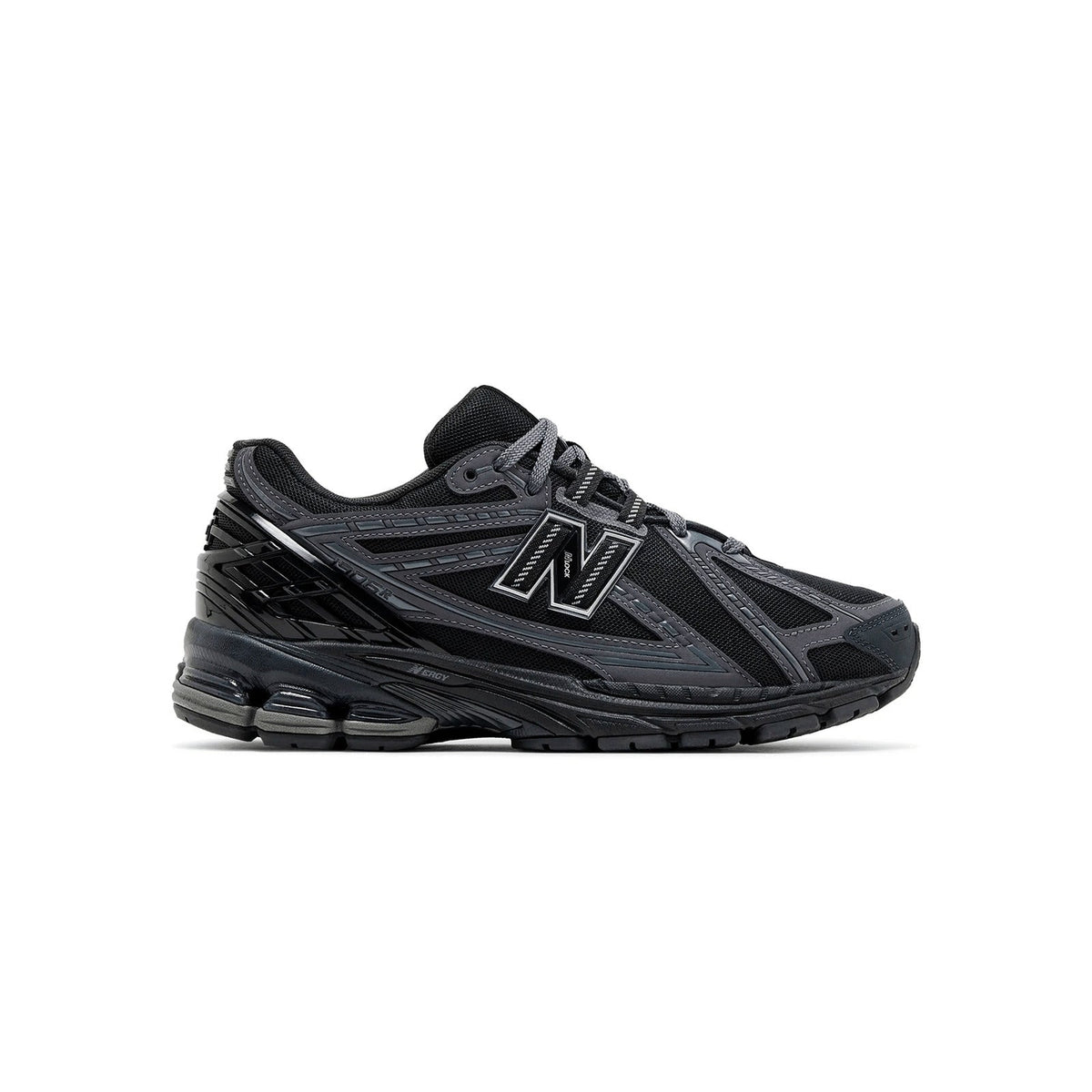 1906R Black/Phantom batai - ADV Store