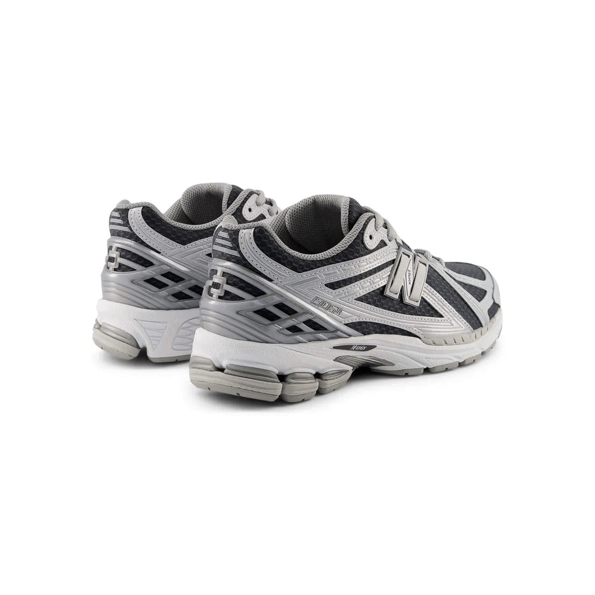 1906R Grey/Silver batai - ADV Store
