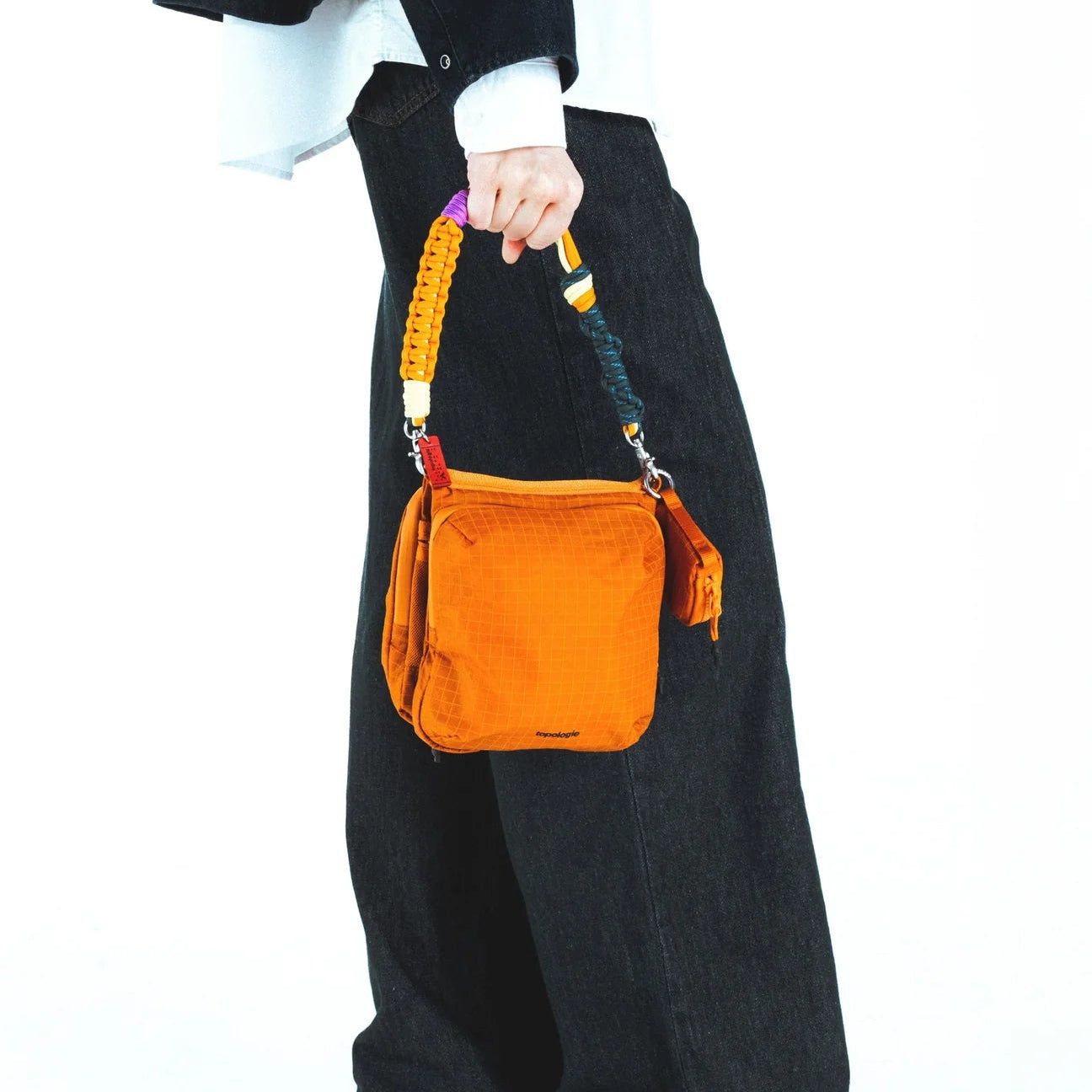 Topologie Macrame Wrist Strap Coal