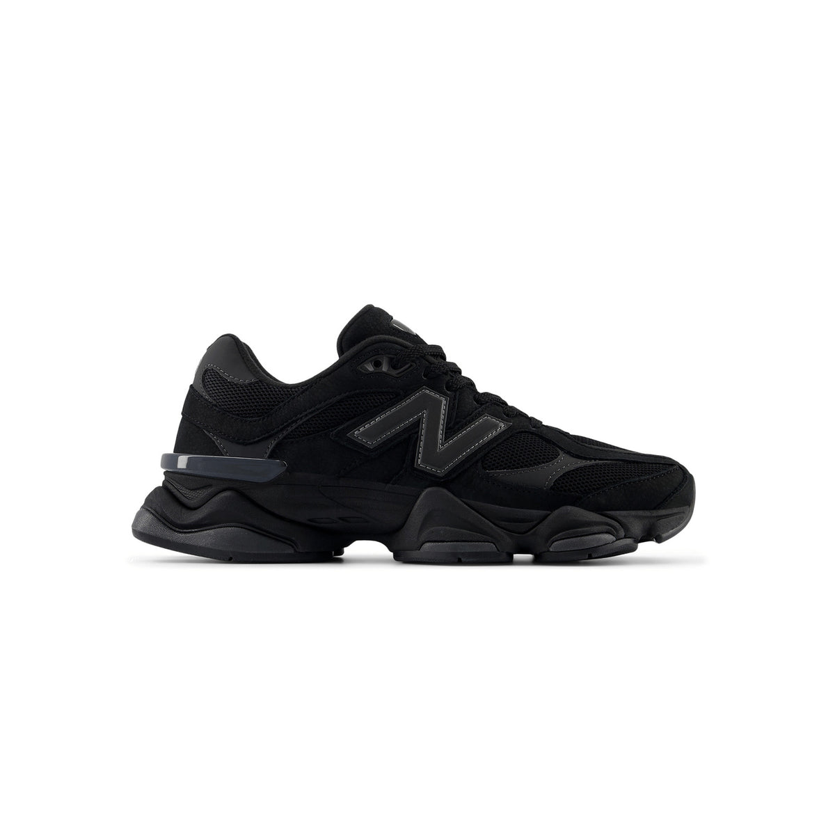 New Balance 9060 Black/Cat batai – vaizdas iš šono