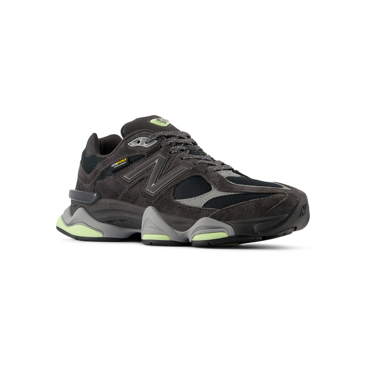 New Balance 9060 Black Cement/Dry Lime batai – vaizdas iš trijų ketvirčių