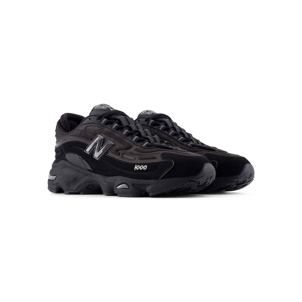 New Balance 1000 Black/Black Metallic batai – vaizdas iš trijų ketvirčių