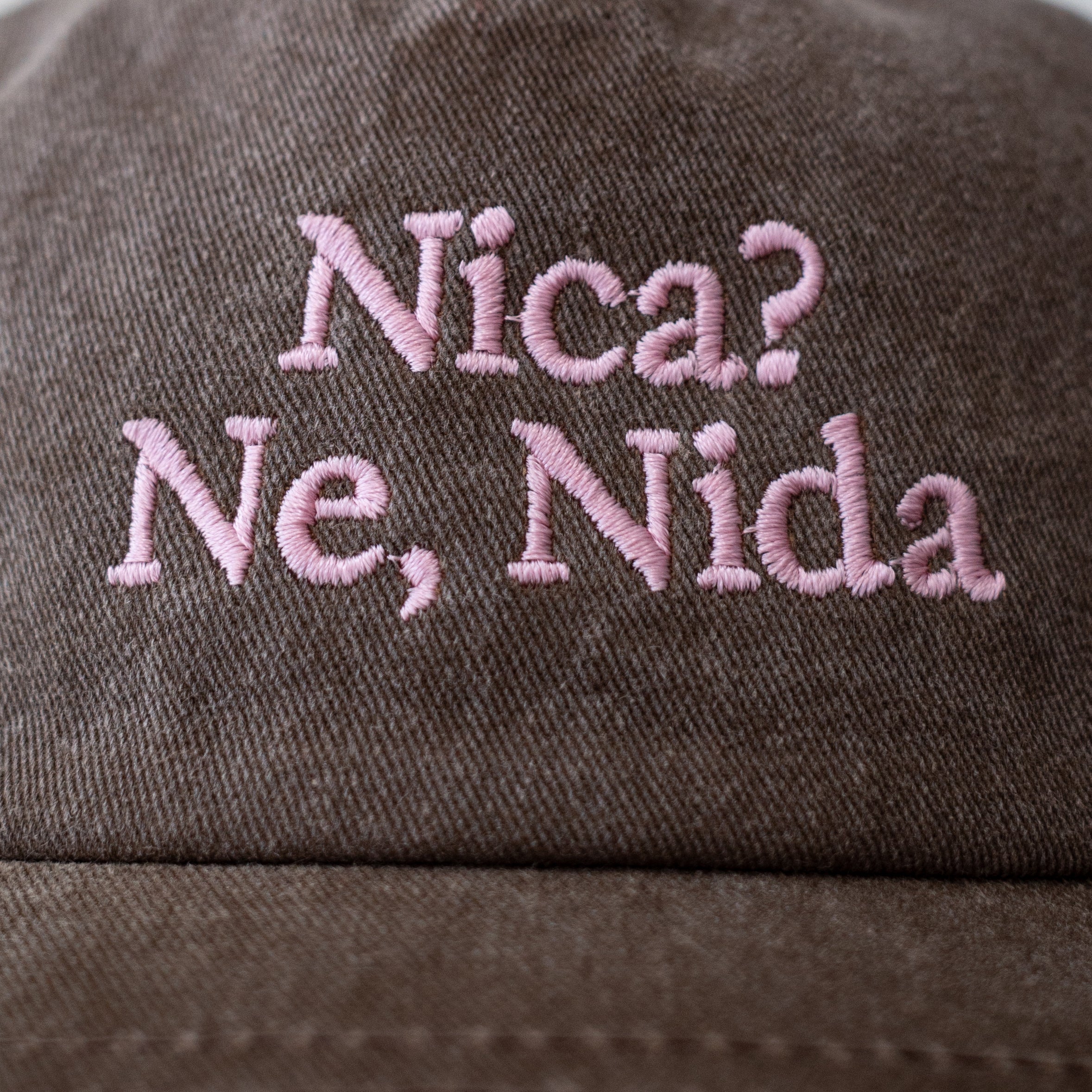 Nica? Ne, Nida – ruda kepurė, sukurta Soy Vilnius - @dv
