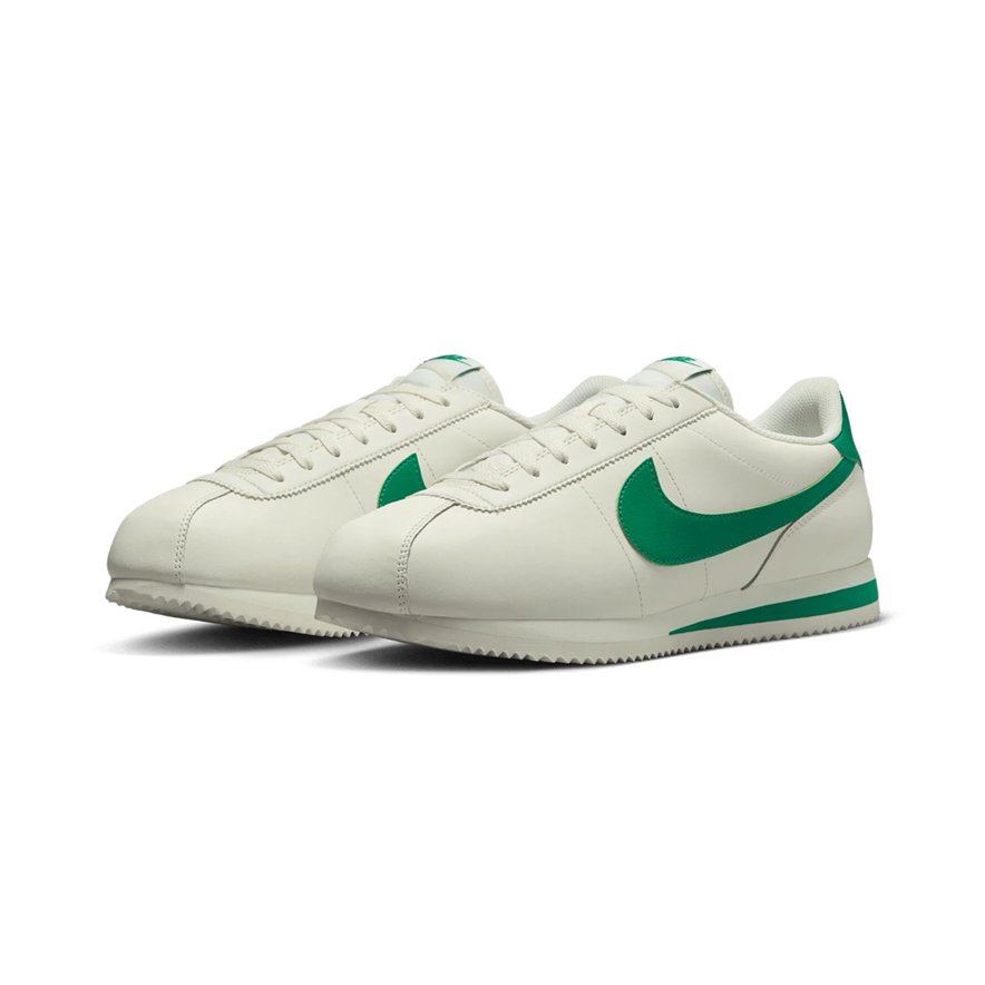Nike Cortez - @dv