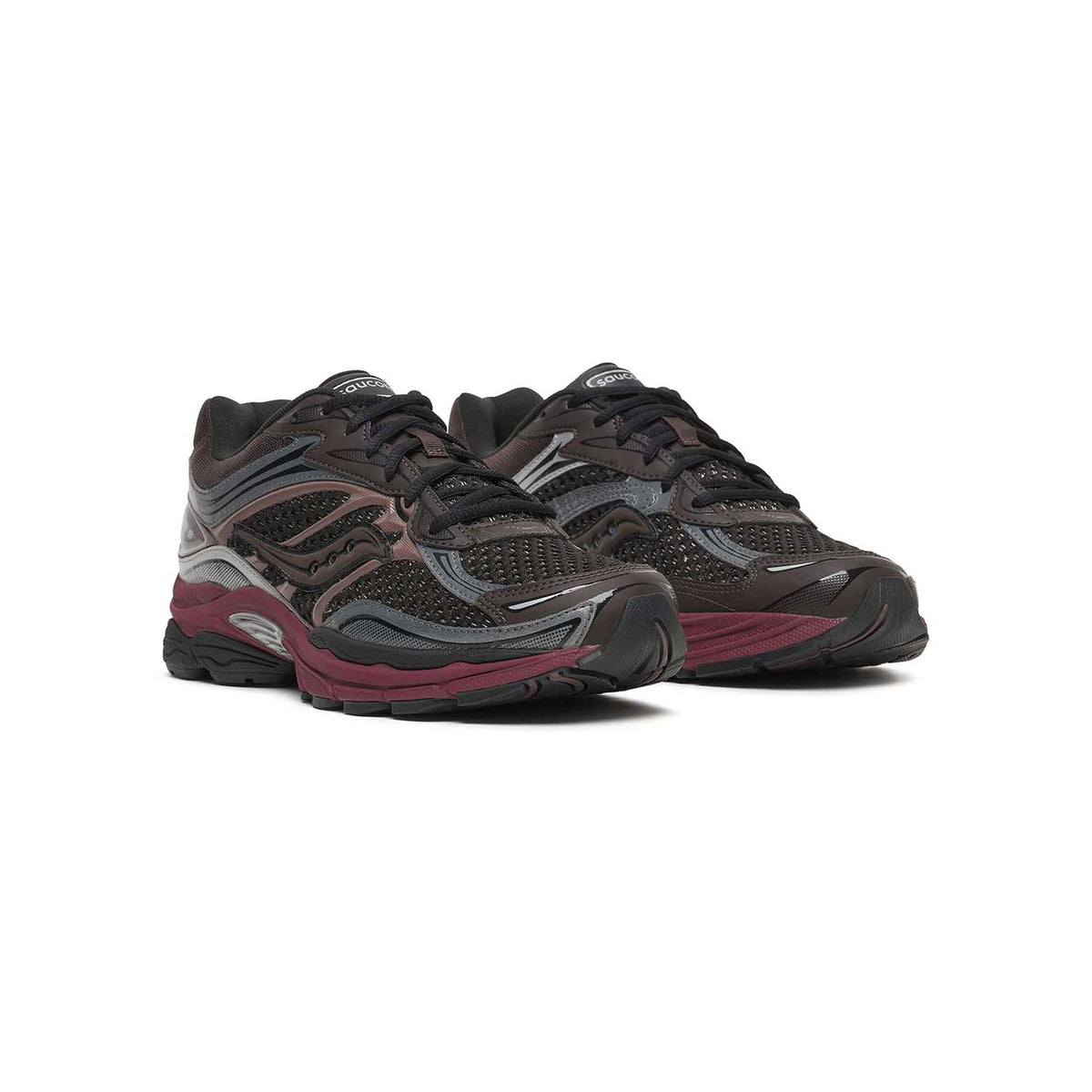 Saucony ProGrid Omni 9 – vaizdas iš trijų ketvirčių
