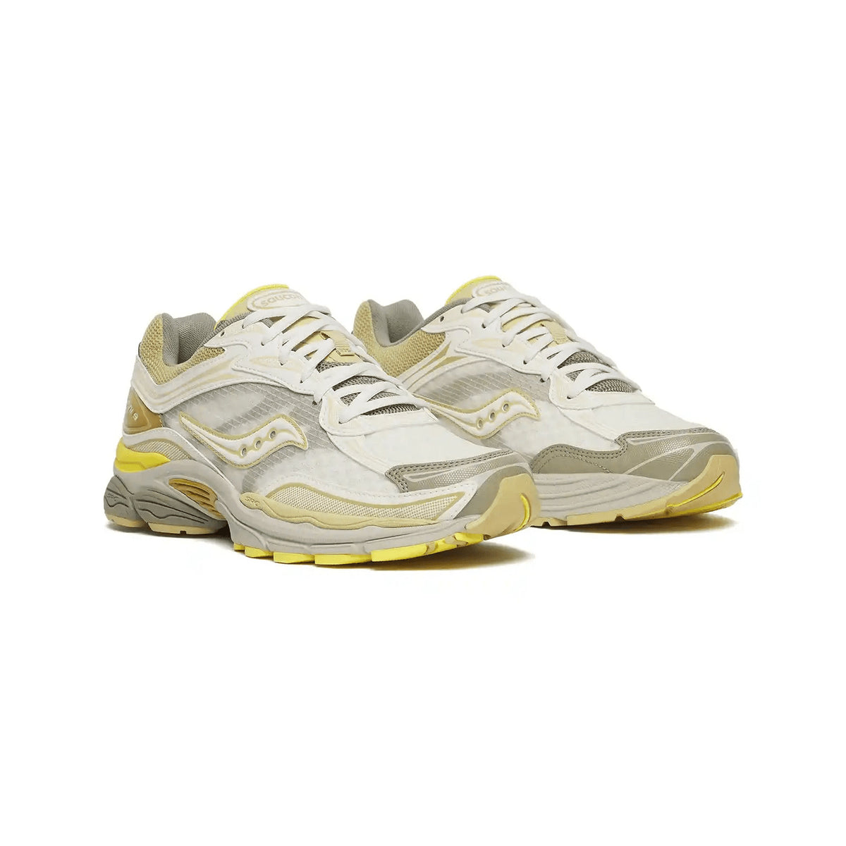 Saucony ProGrid Omni 9 Ivory/Moss – vaizdas iš trijų ketvirčių