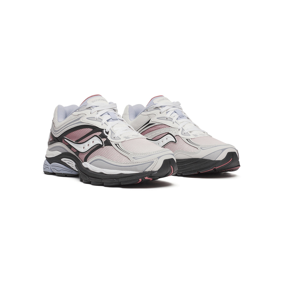Saucony ProGrid Omni 9 Red Fade – vaizdas iš trijų ketvirčių