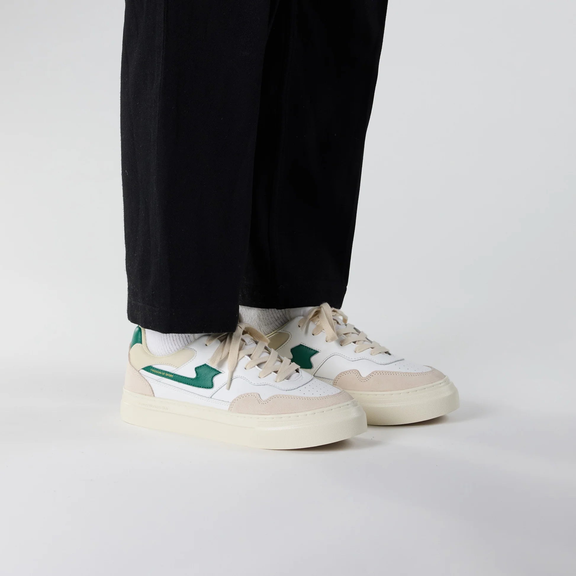 Stepney Workers Club Pearl S - Strike Leather - @dv