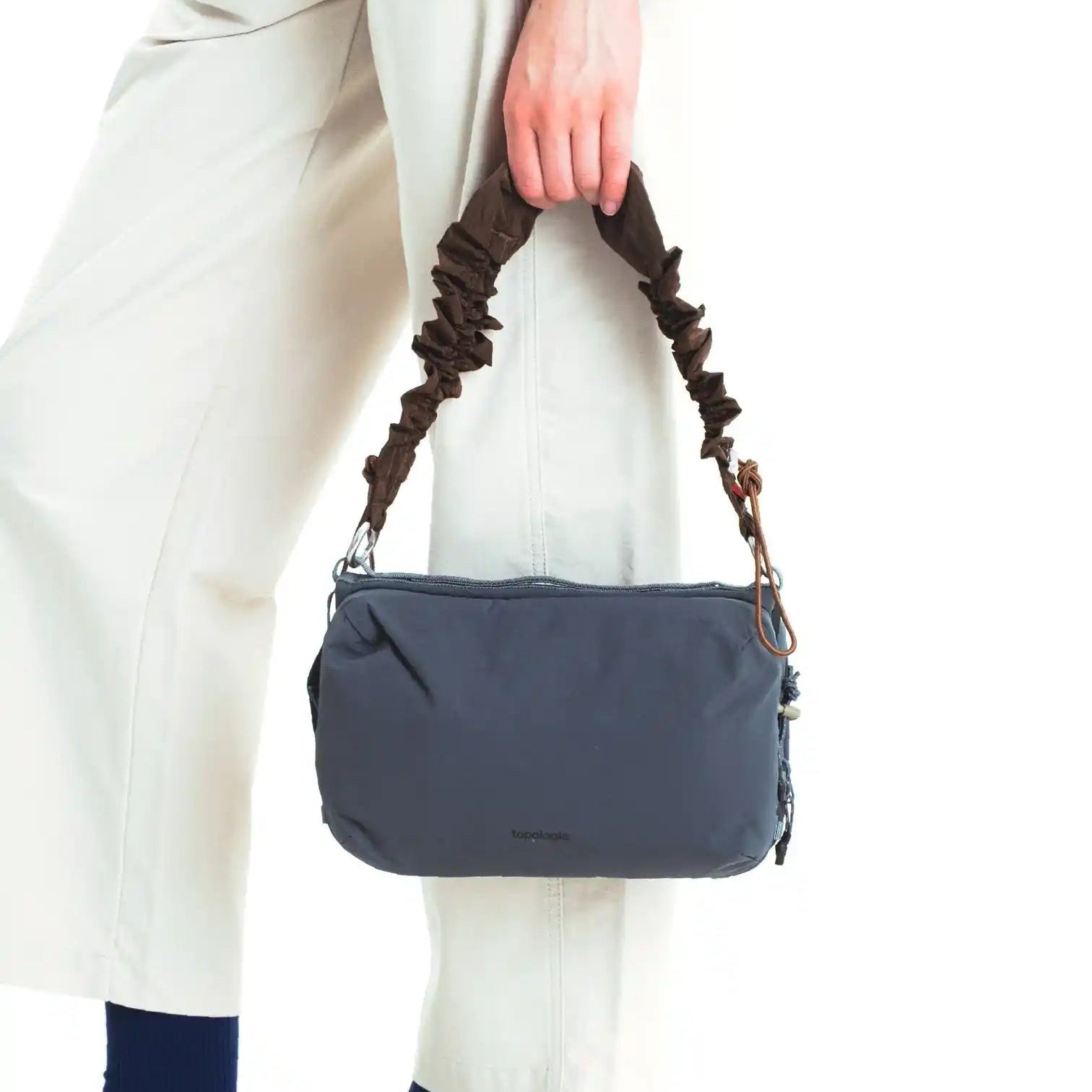 Topologie Bag Bottle Sacoche Large Burnt Ash Papery - ADV Store