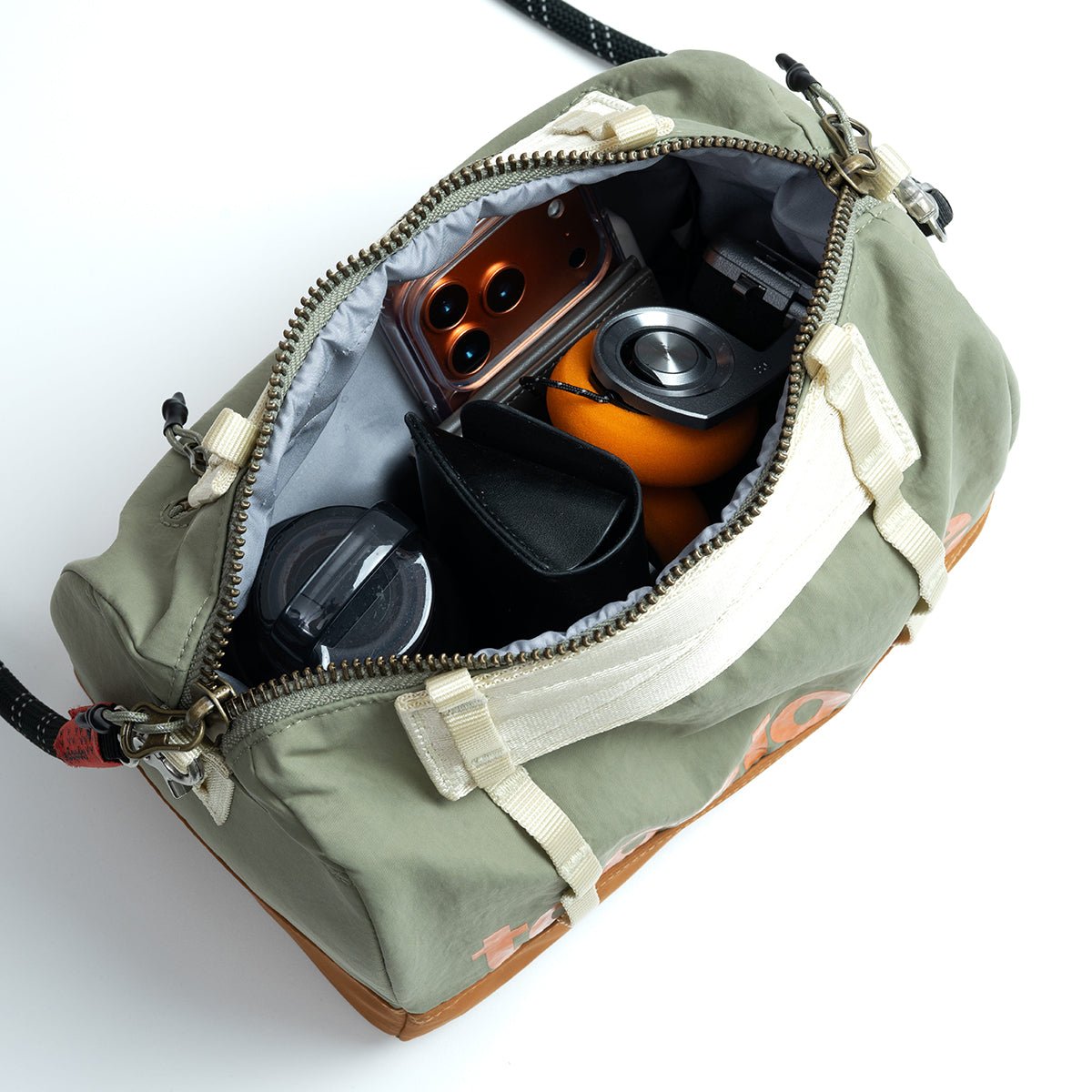 Topologie Boston Bag Medium Black Tech Sateen - ADV Store