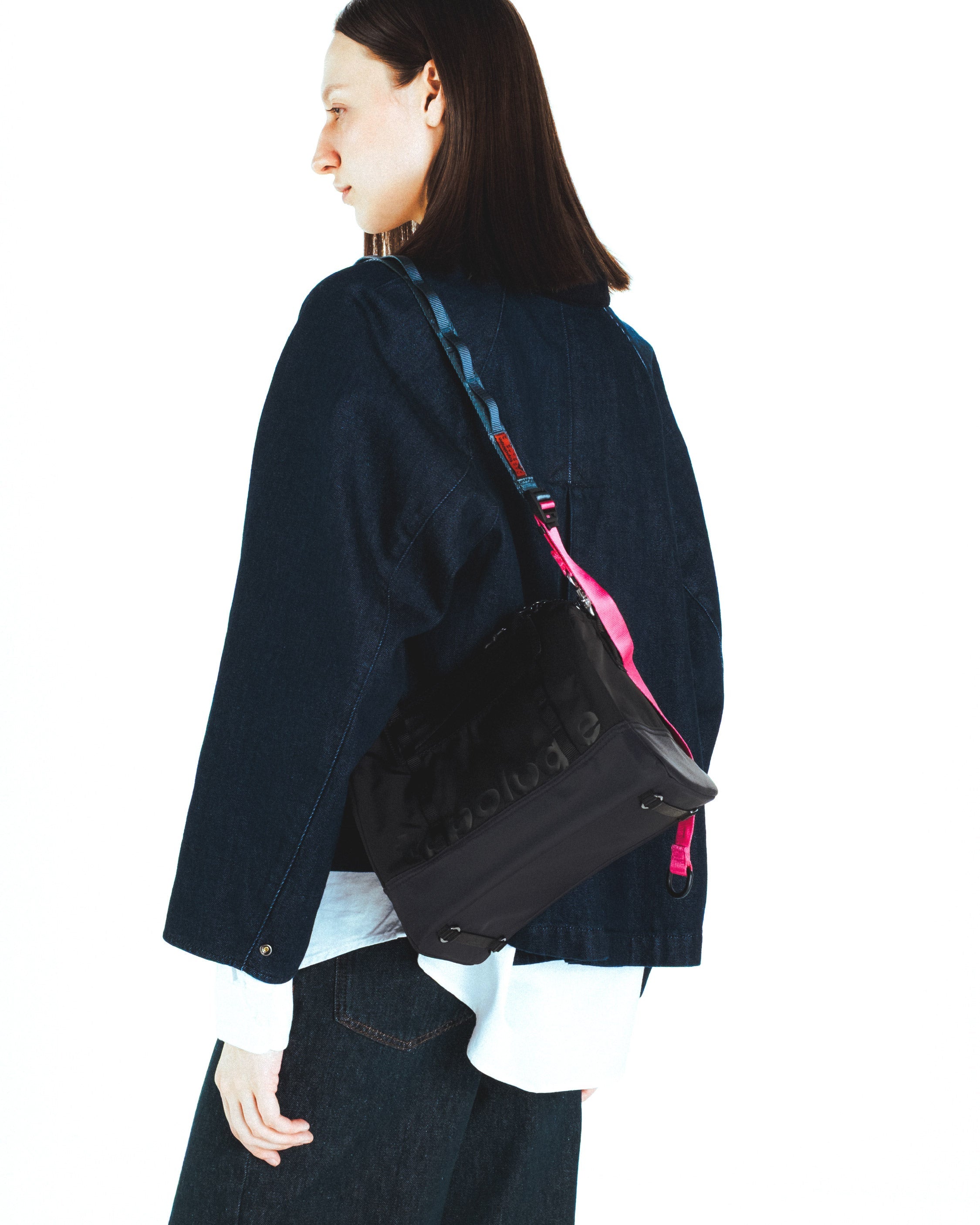 Topologie Boston Bag Medium Black Tech Sateen - ADV Store