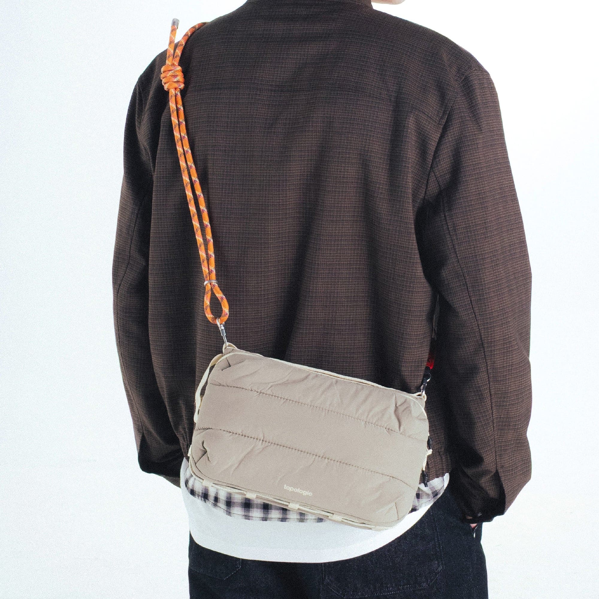 Topologie Bottle Sacoche Large – 3L–4.1L Bottle Sling Bag | ADV Store