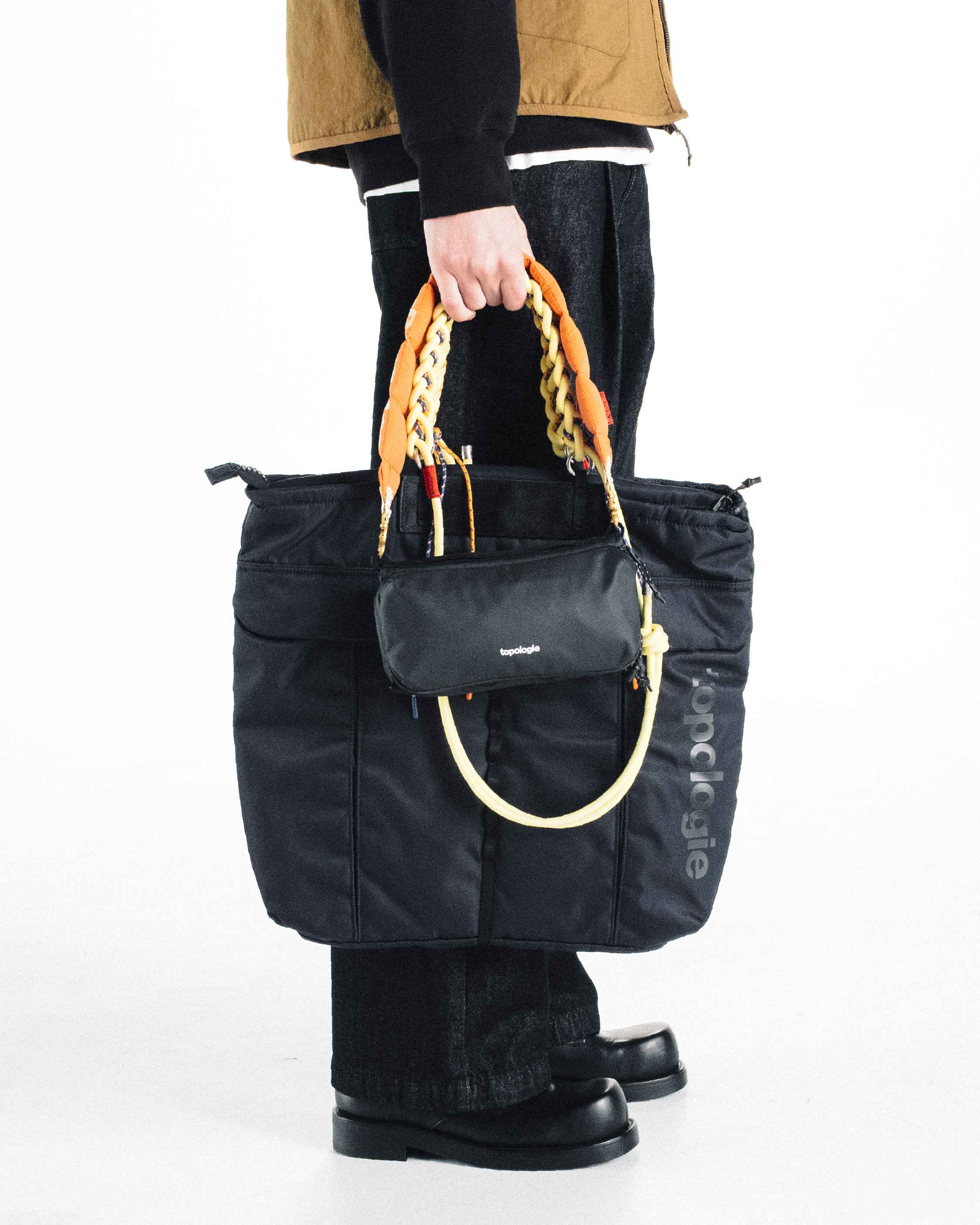 Topologie Helmet Bag Satin Black | 24L Laptop Bag | ADV Store