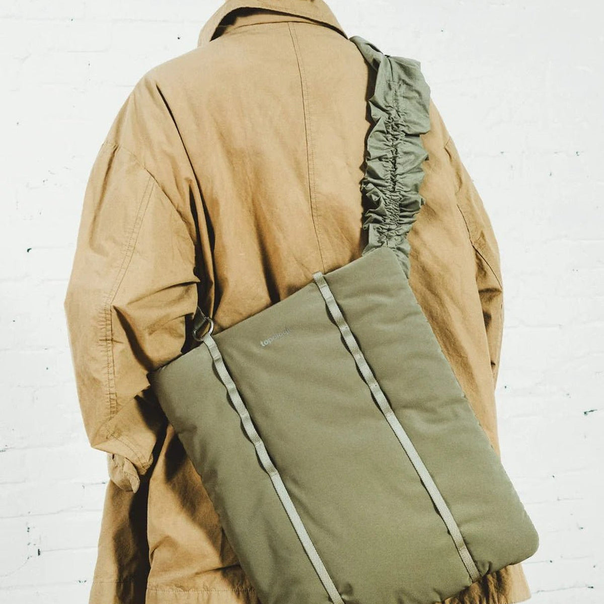 Topologie Wares Bags 16“ Cloud Shopper Moss Tech Sateen - ADV Store
