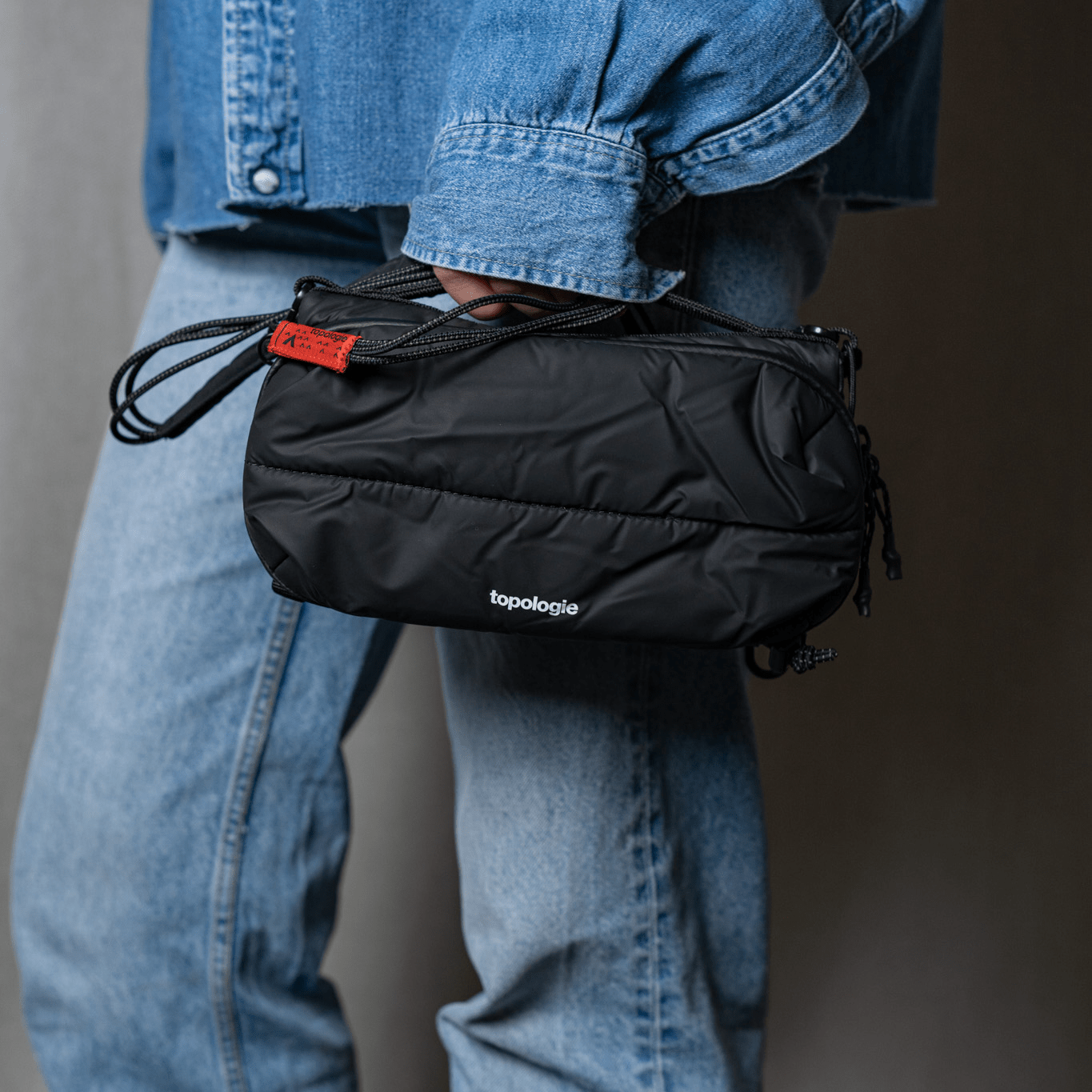 Topologie Wares Bags Bottle Sacoche Medium Black Puffer - @dv