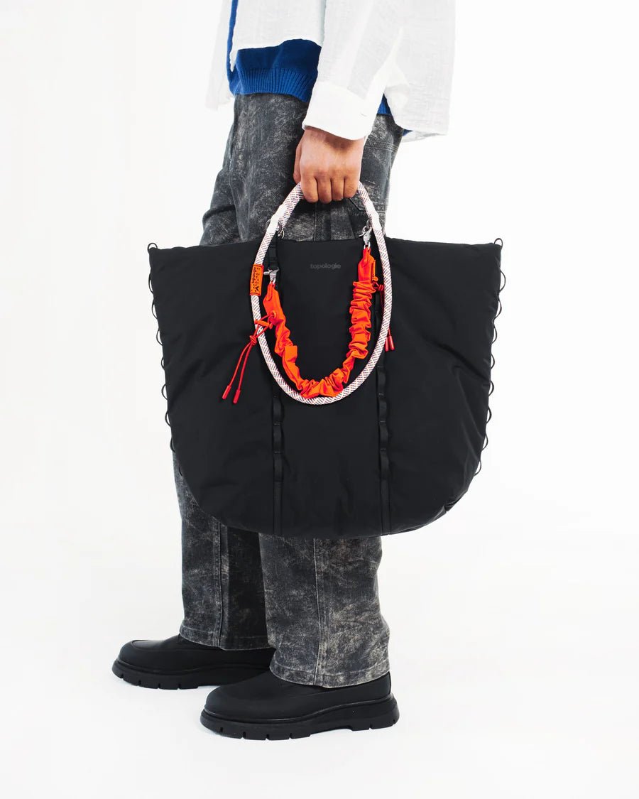 Topologie Wares Bags Cloud Tote Black Tech Sateen - @dv