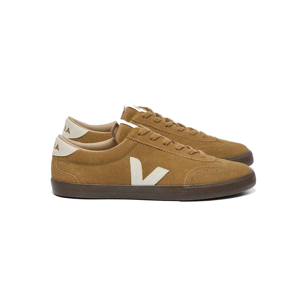 Volley Suede